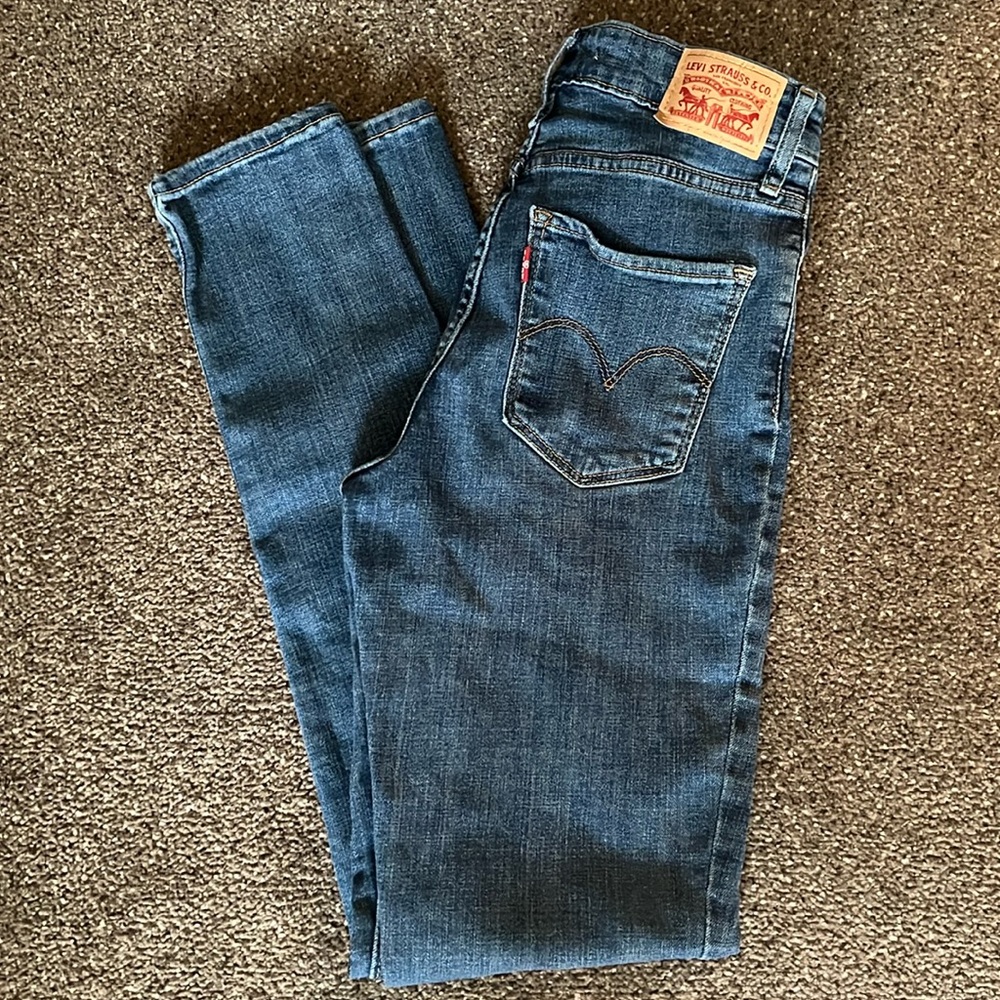Levi’s 721 high rise skinny jeans